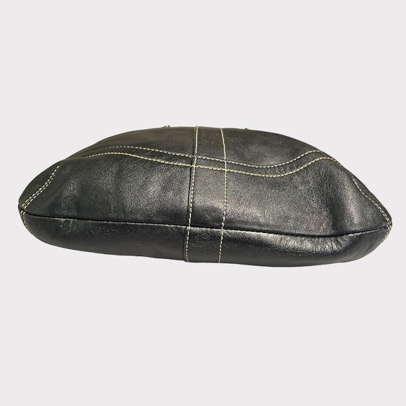 Coach - Vintage Soho Silm Duffle Shoulder Bag - Black - Picture 6 of 10